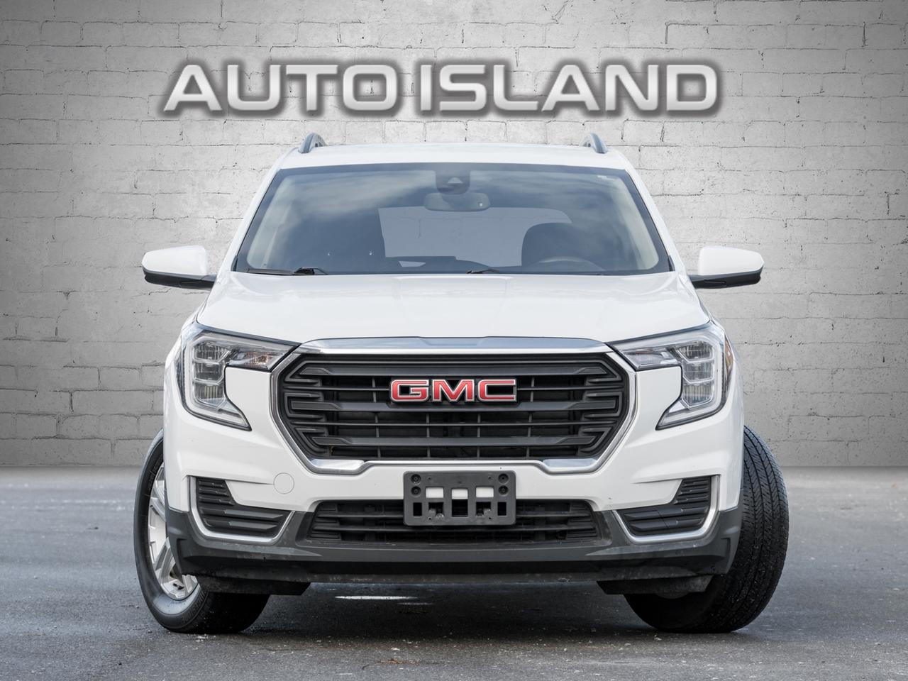 2023 GMC Terrain AWD SLE, Camera, NO ACCIDENT Photo