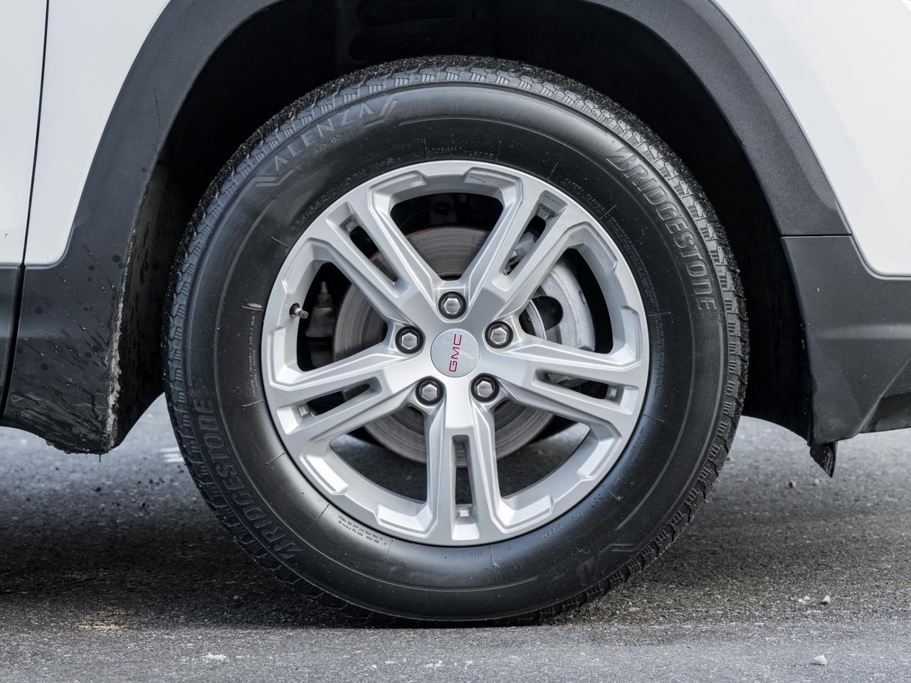 2023 GMC Terrain AWD SLE, Camera, NO ACCIDENT Photo