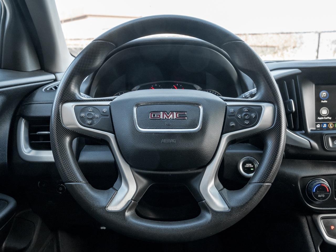 2023 GMC Terrain AWD SLE, Camera, NO ACCIDENT Photo