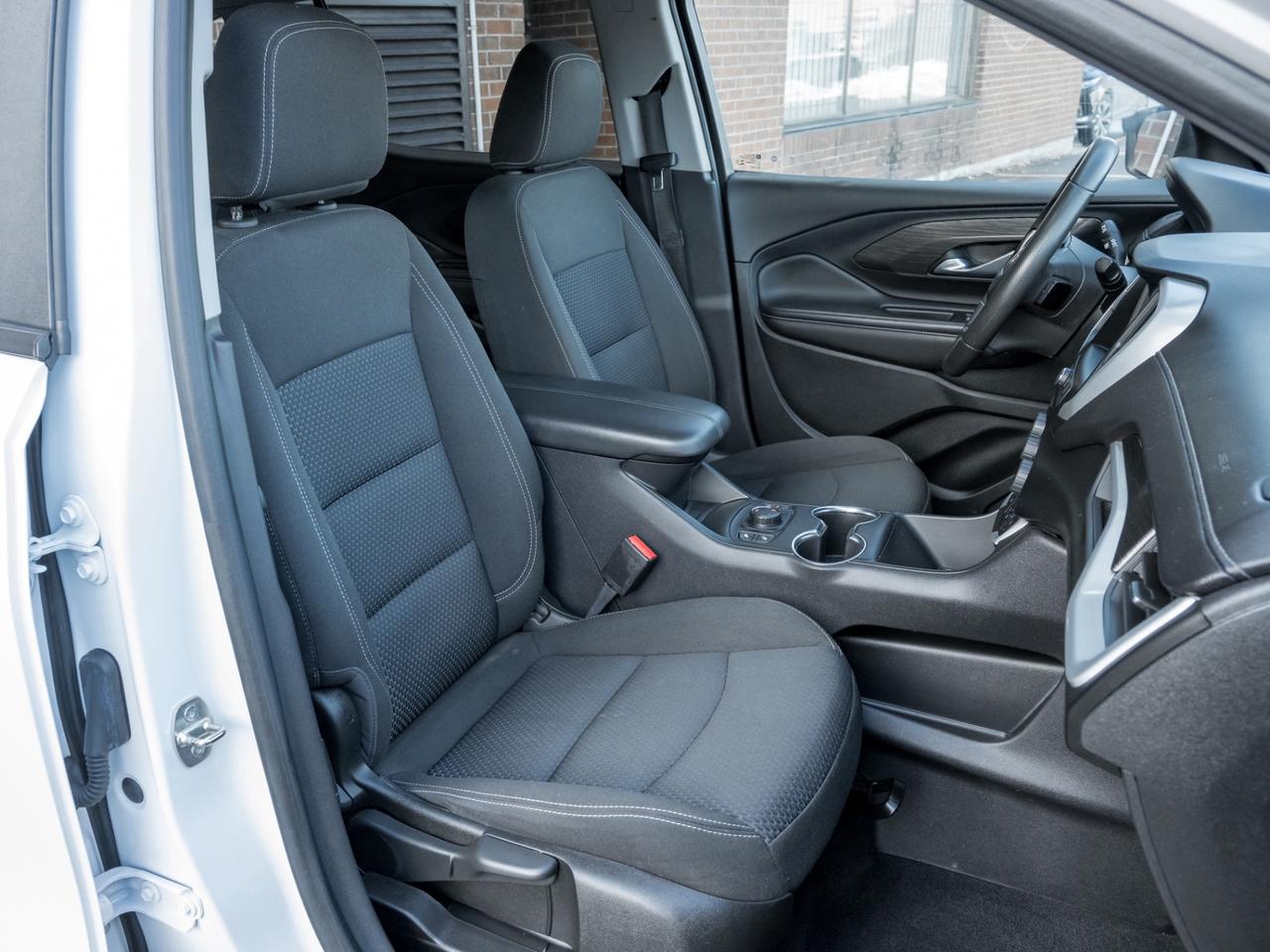 2023 GMC Terrain AWD SLE, Camera, NO ACCIDENT Photo