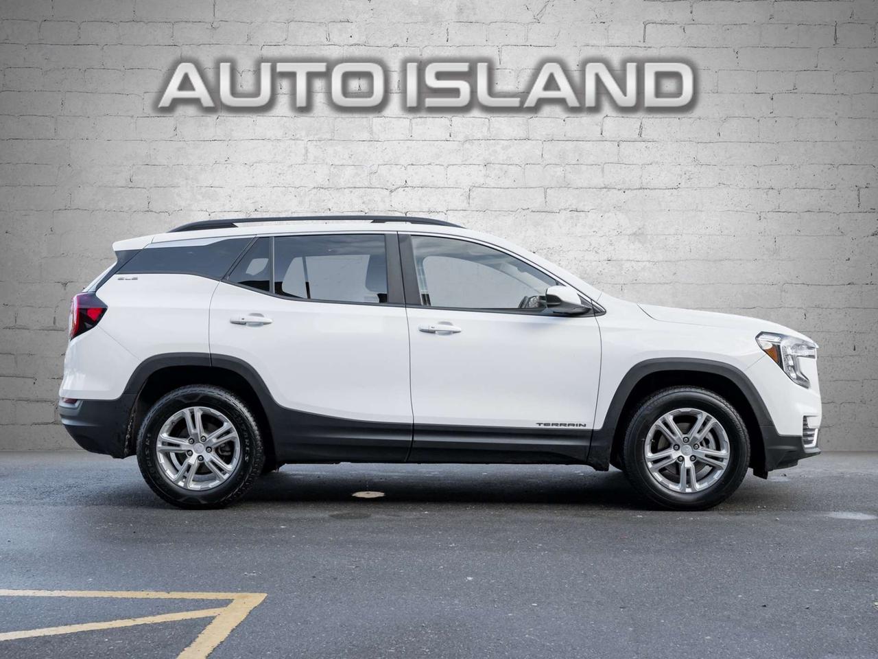 2023 GMC Terrain AWD SLE, Camera, NO ACCIDENT Photo