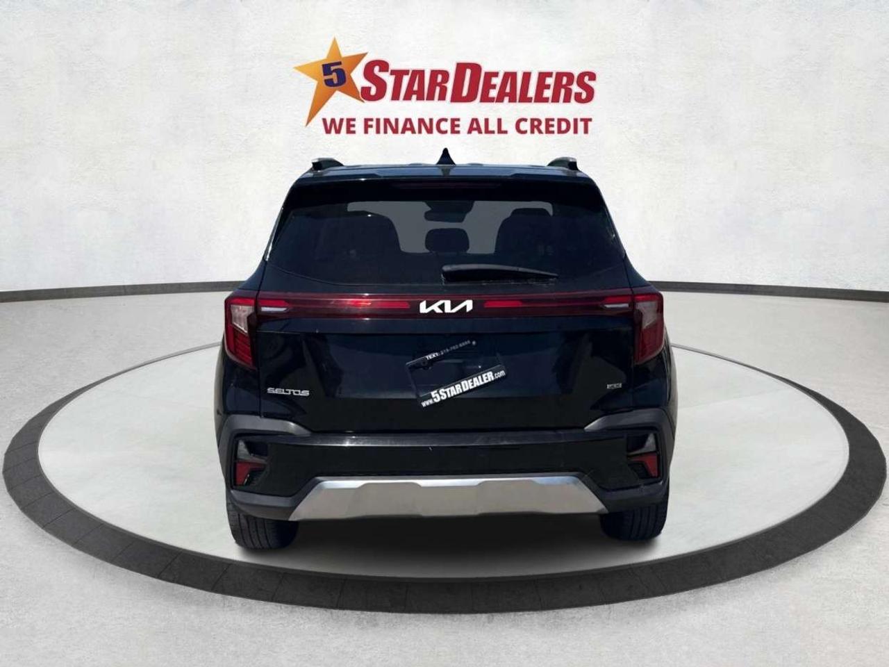2024 Kia Seltos AWD SUNROOF HEATED SEATS! WE FINANCE ALL CREDIT Photo