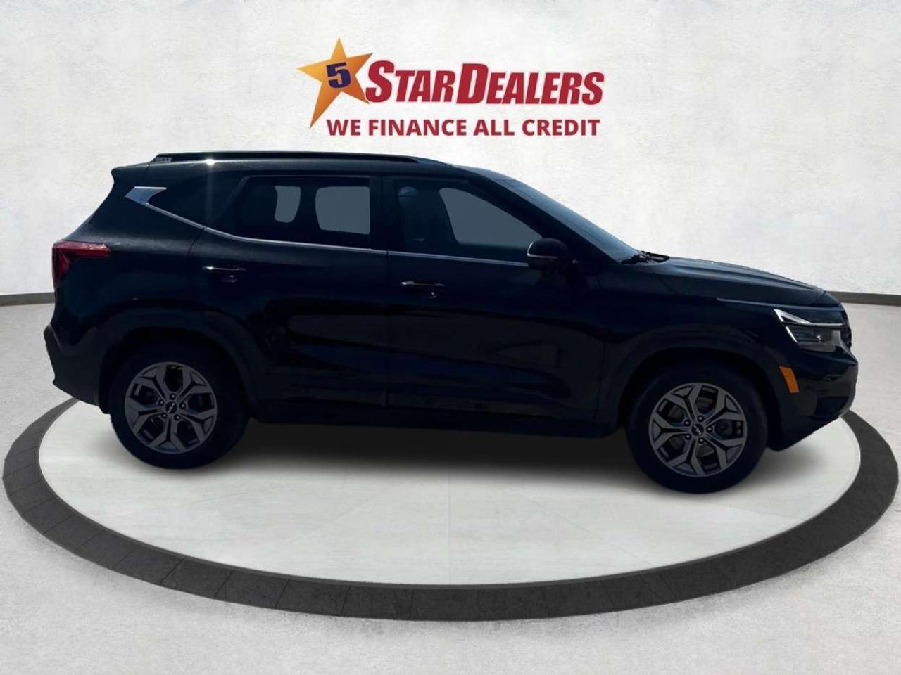 2024 Kia Seltos AWD SUNROOF HEATED SEATS! WE FINANCE ALL CREDIT Photo