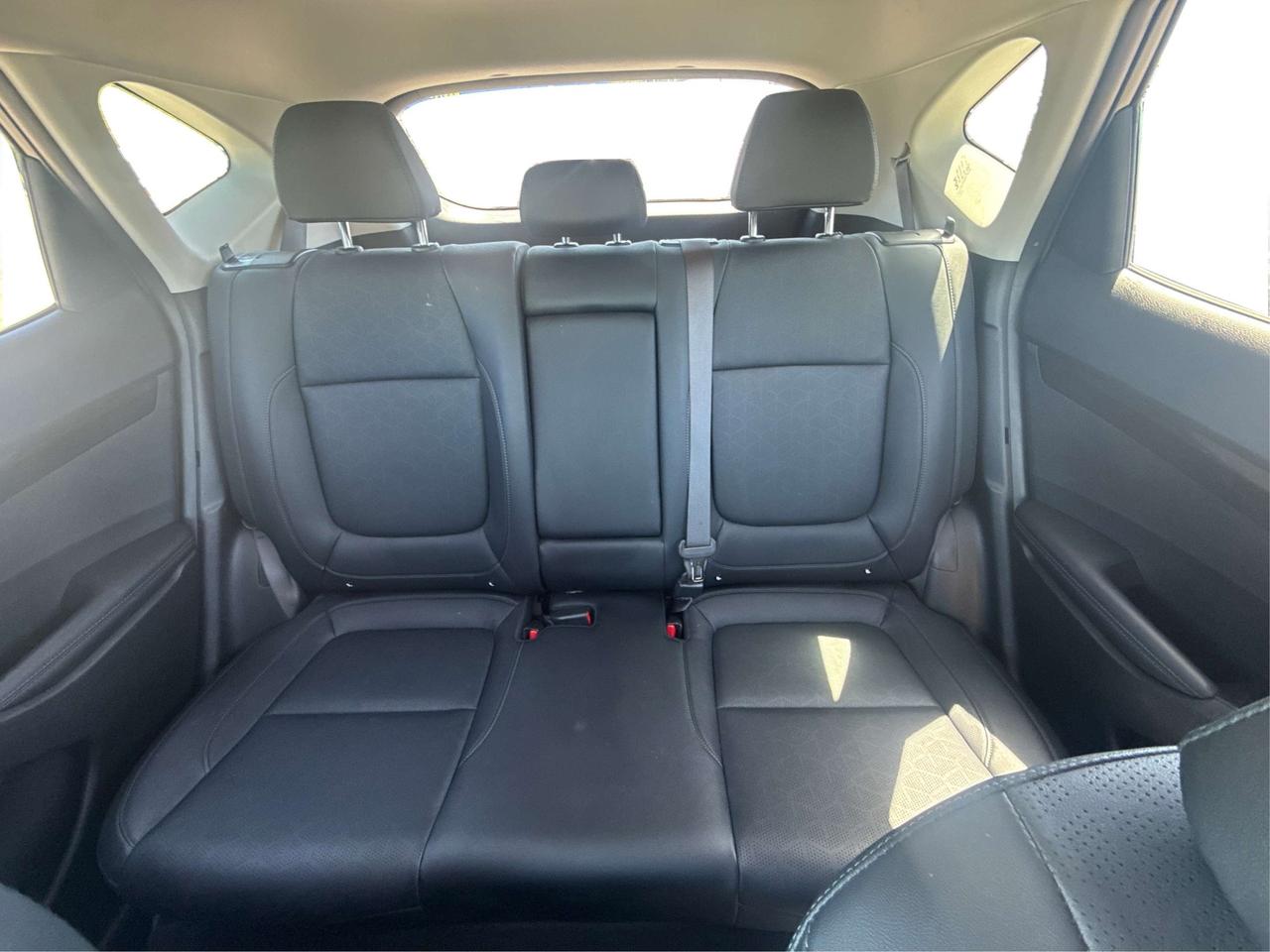 2024 Kia Seltos AWD SUNROOF HEATED SEATS! WE FINANCE ALL CREDIT Photo