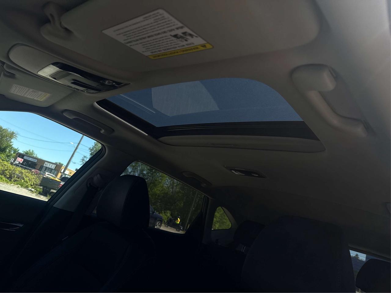2024 Kia Seltos AWD SUNROOF HEATED SEATS! WE FINANCE ALL CREDIT Photo