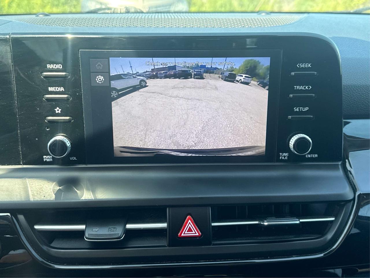 2024 Kia Seltos AWD SUNROOF HEATED SEATS! WE FINANCE ALL CREDIT Photo