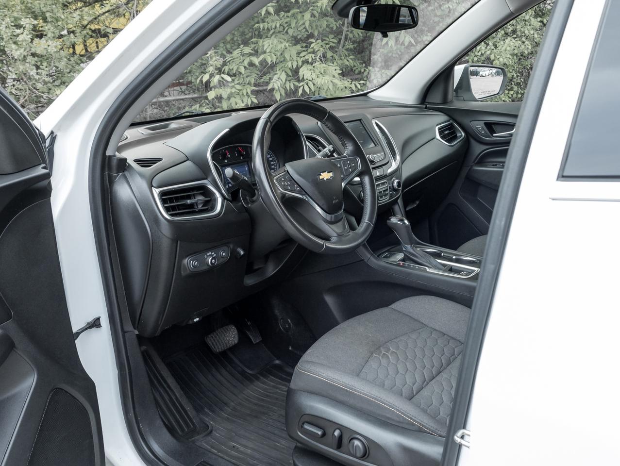 2020 Chevrolet Equinox AWD LT w/2FL -Heated Seats-Carplay-Remote Start-Se Photo