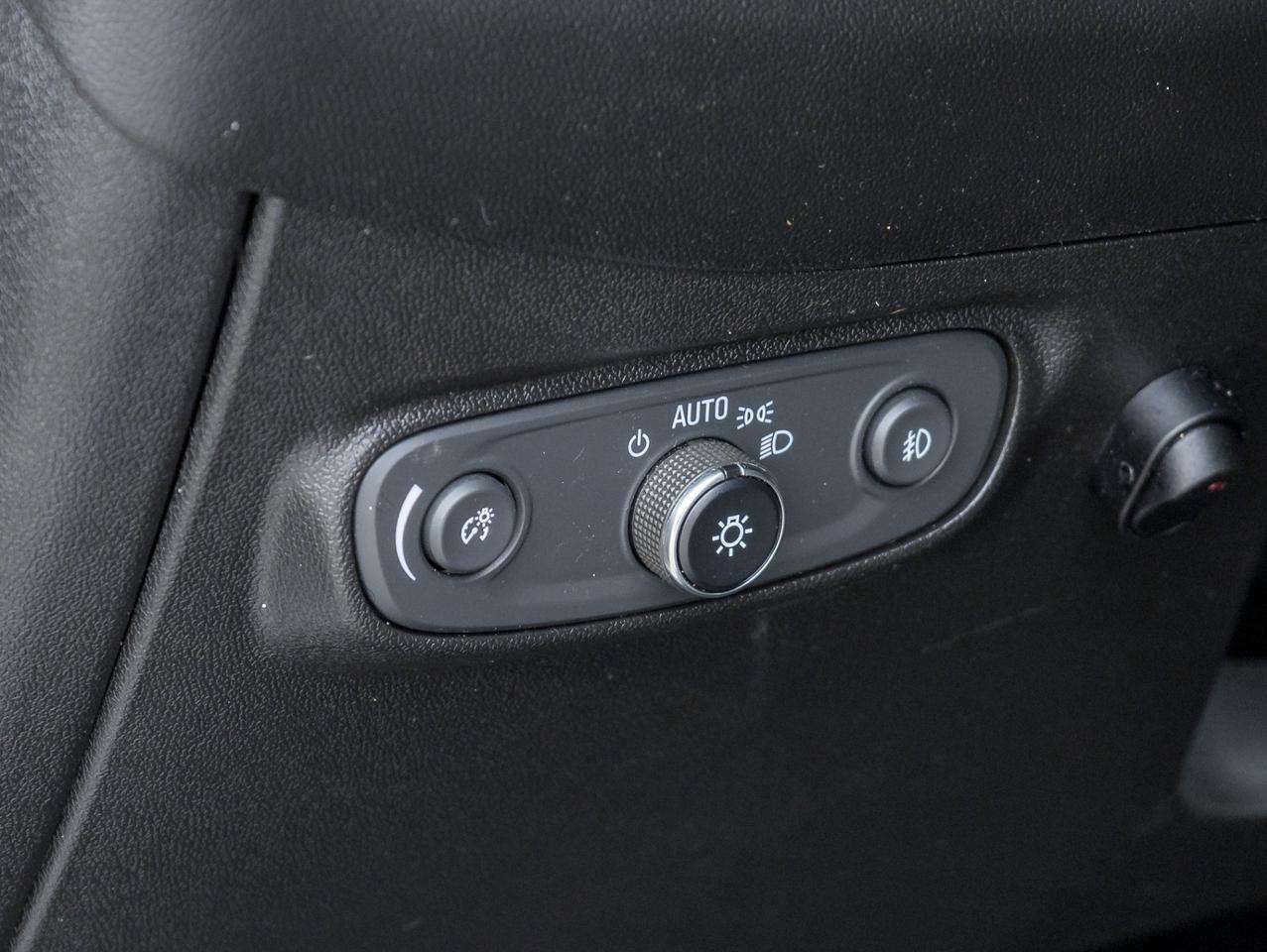 2020 Chevrolet Equinox AWD LT w/2FL -Heated Seats-Carplay-Remote Start-Se Photo