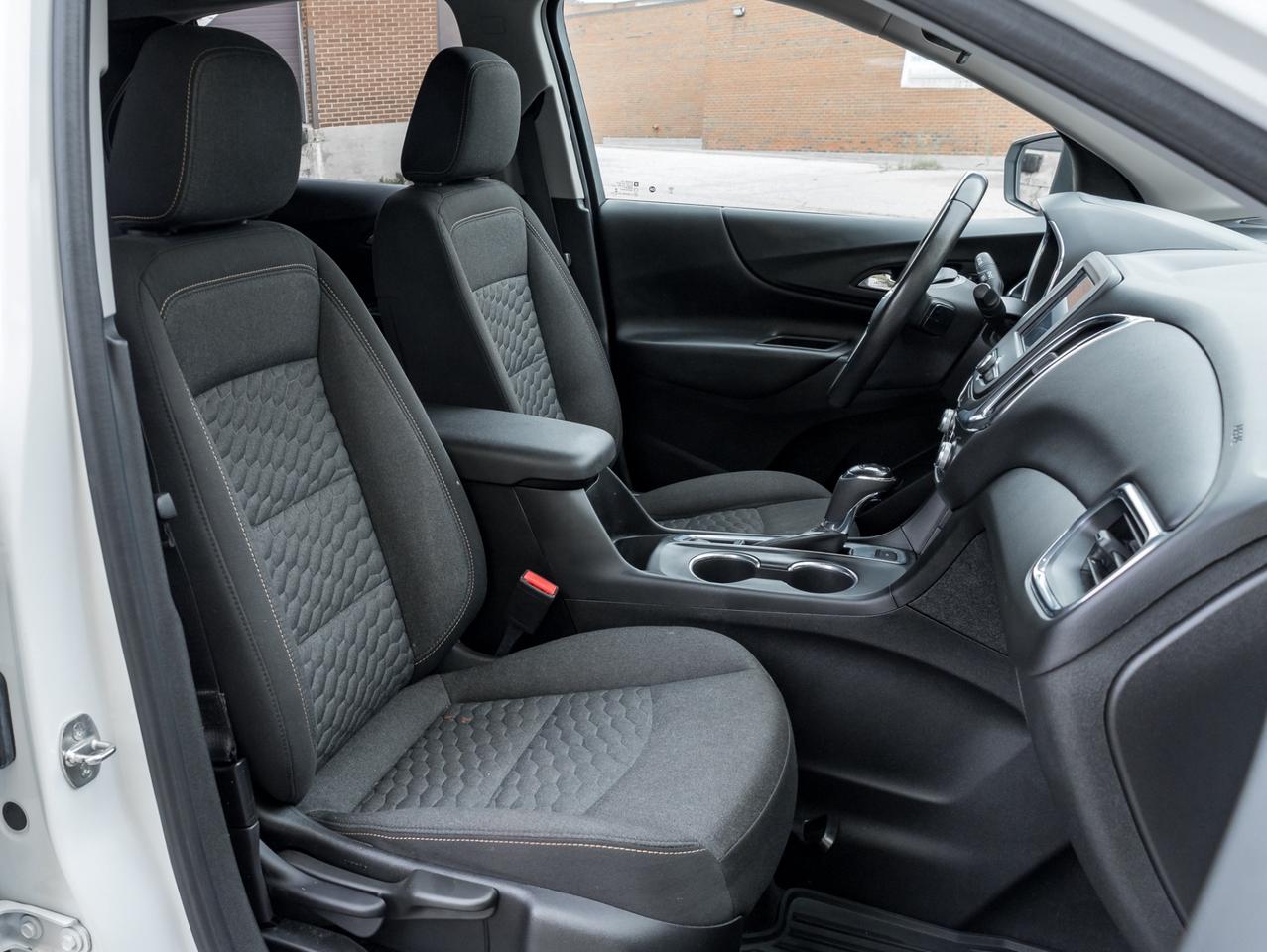 2020 Chevrolet Equinox AWD LT w/2FL -Heated Seats-Carplay-Remote Start-Se Photo