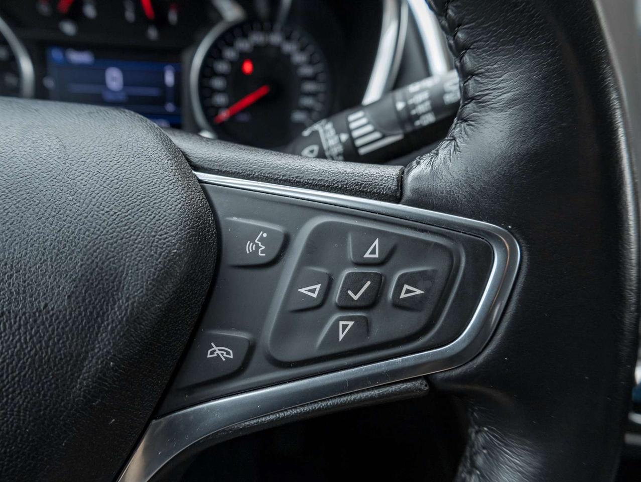 2020 Chevrolet Equinox AWD LT w/2FL -Heated Seats-Carplay-Remote Start-Service Records-Alloys- Photo