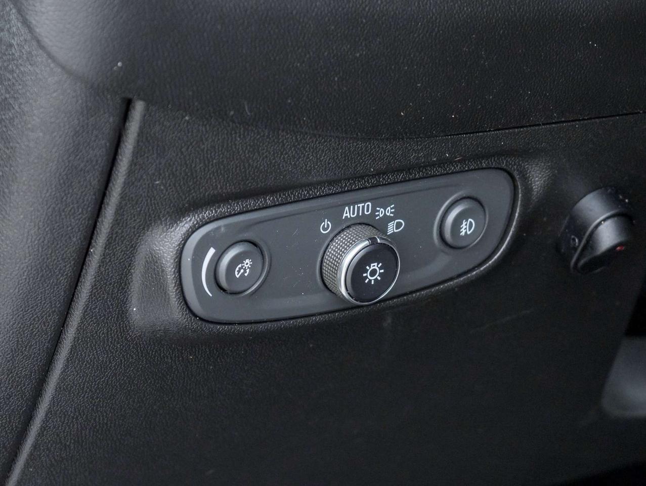 2020 Chevrolet Equinox AWD LT w/2FL -Heated Seats-Carplay-Remote Start-Service Records-Alloys- Photo