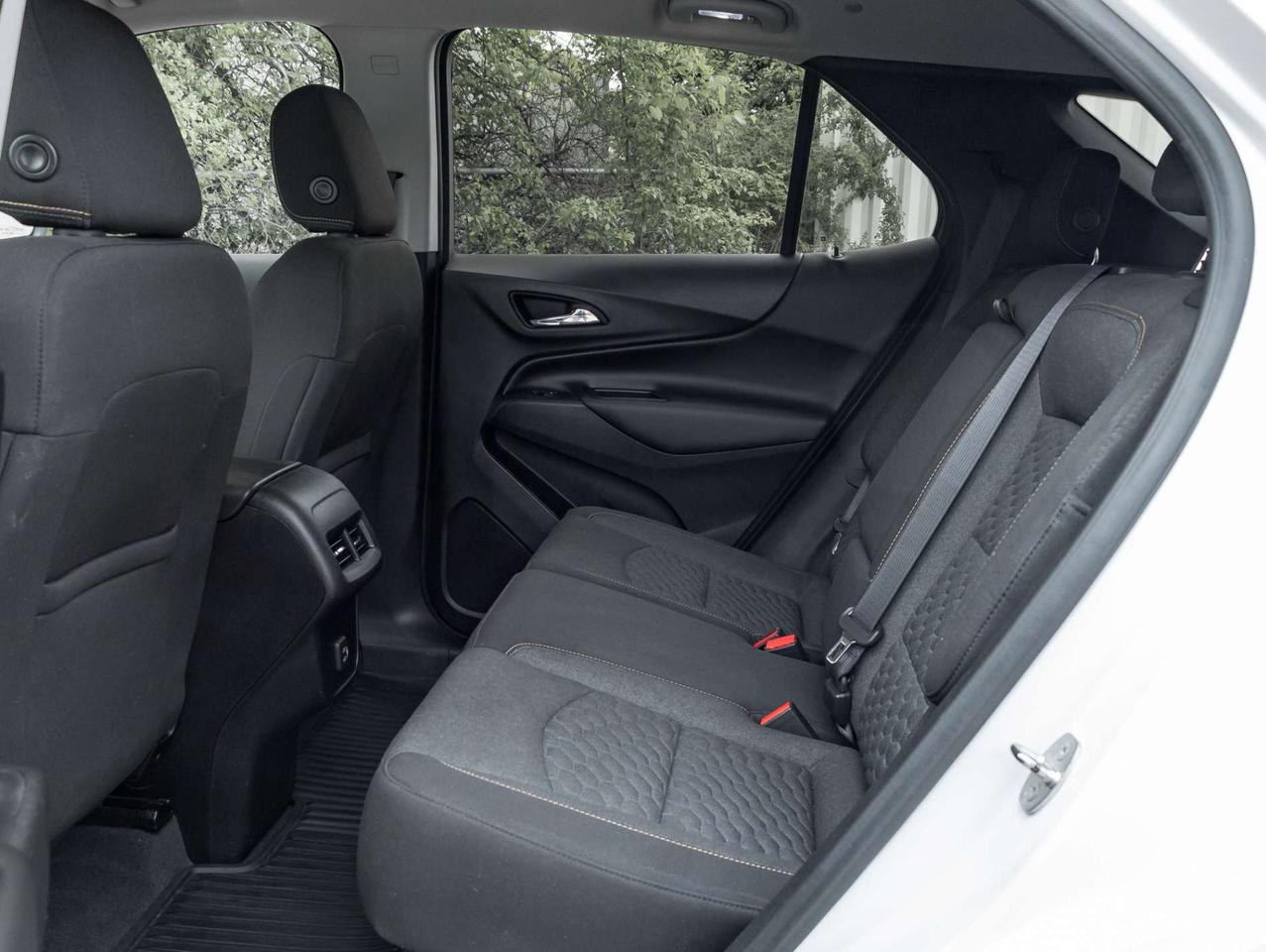 2020 Chevrolet Equinox AWD LT w/2FL -Heated Seats-Carplay-Remote Start-Service Records-Alloys- Photo