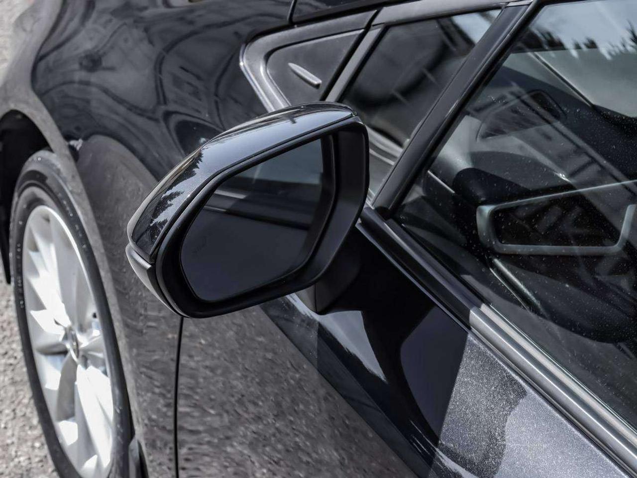 2020 Toyota Corolla LE Upgrade -Sunroof-Alloys-Adaptive Cruise-Push Button Photo