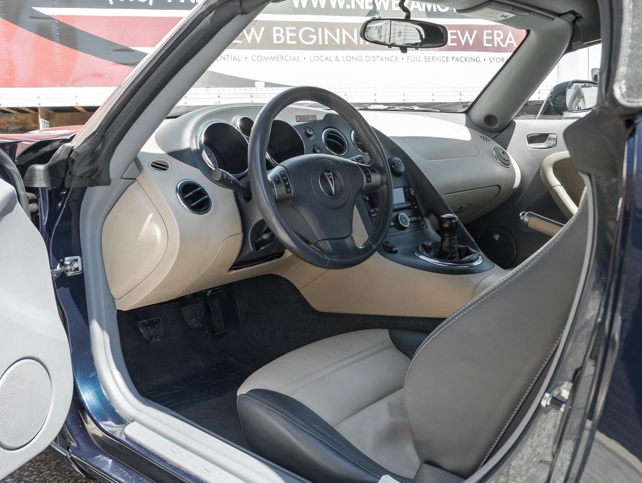 2006 Pontiac Solstice 2DR CONVERTIBLE CPE Photo