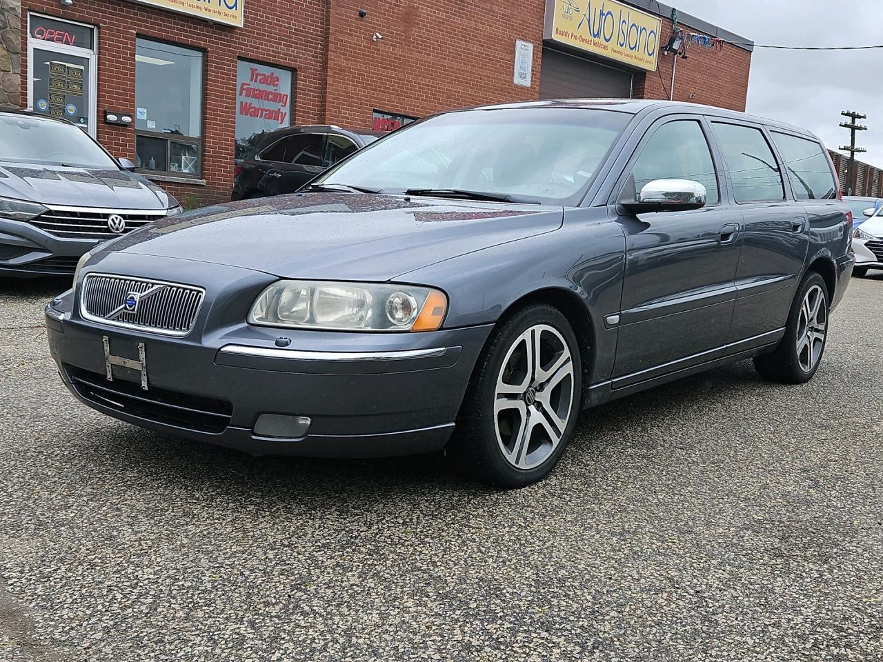 2005 Volvo V70 2.5L 5dr Wgn Turbo Photo