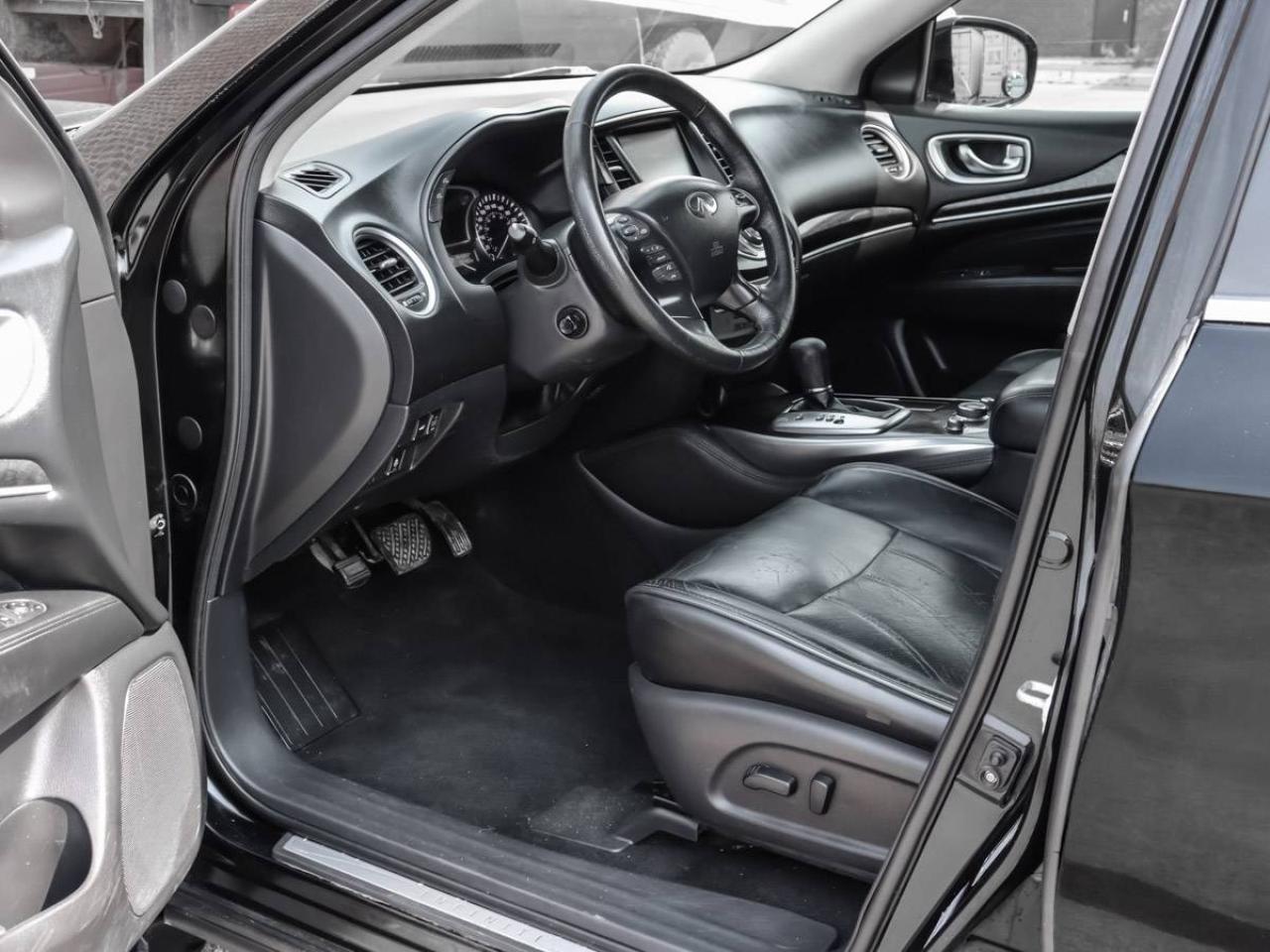 2013 Infiniti JX35 AWD 7 Passenger Photo