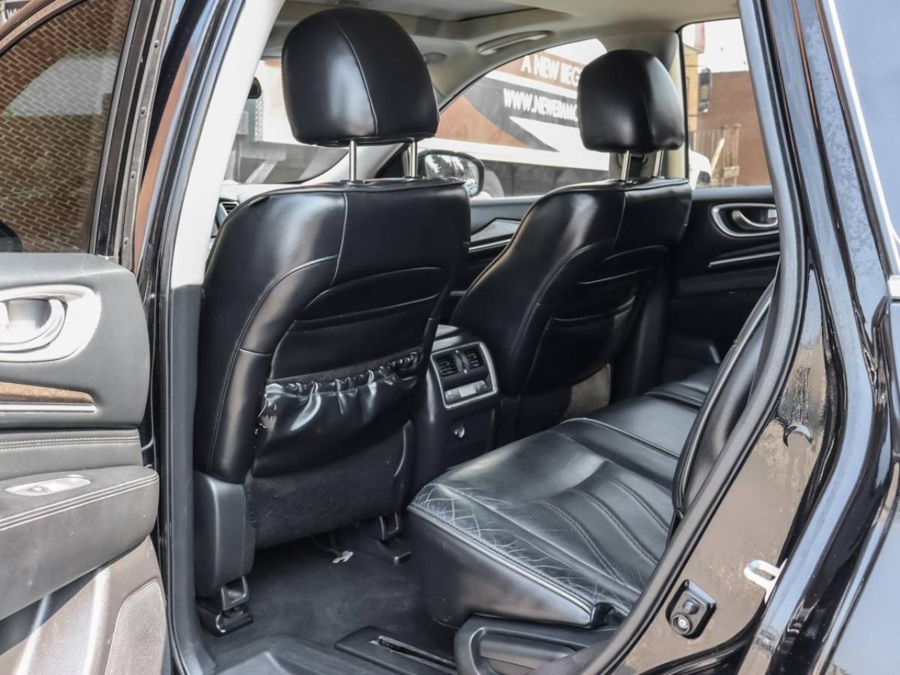 2013 Infiniti JX35 AWD 7 Passenger Photo