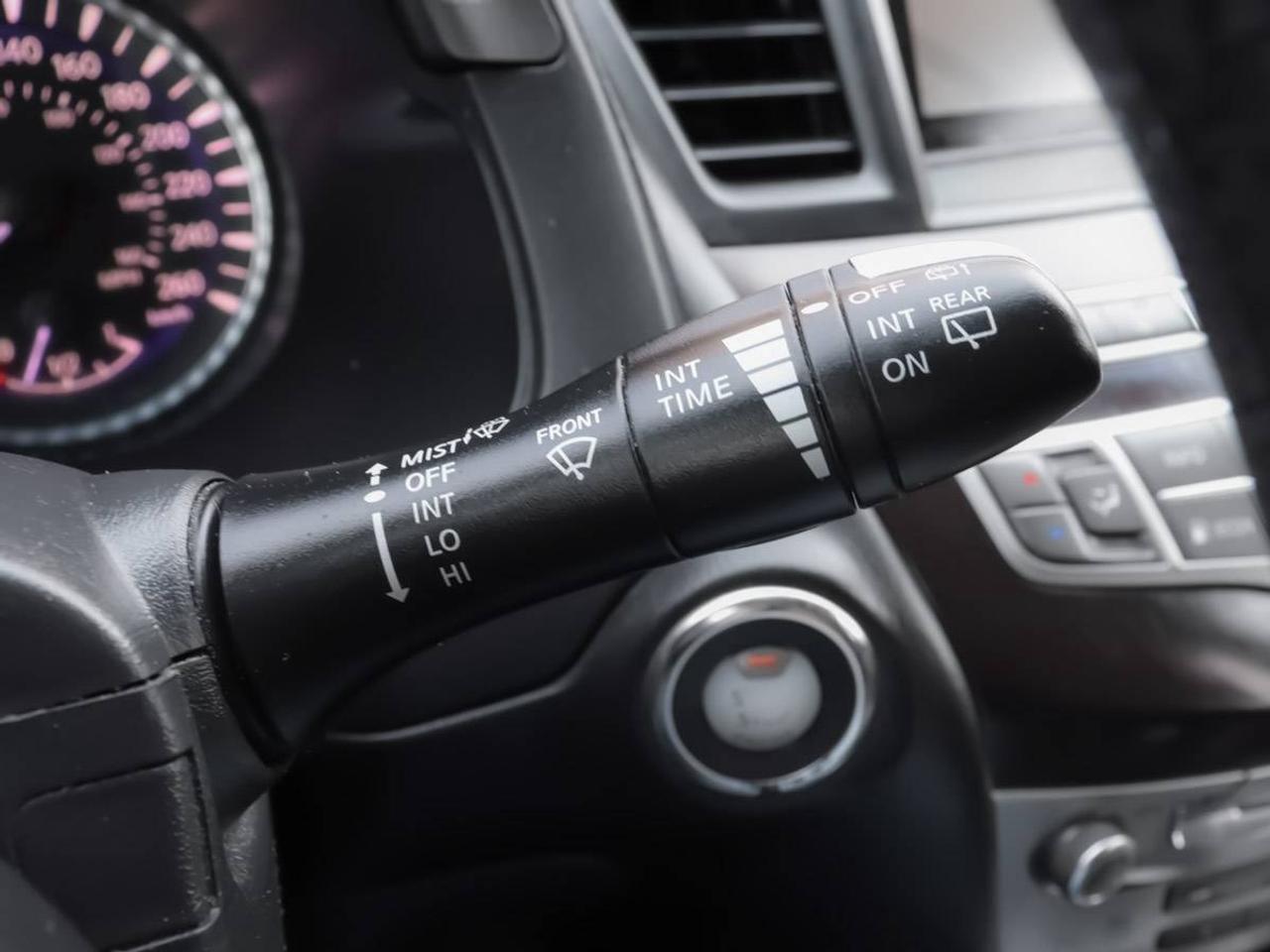 2013 Infiniti JX35 AWD 7 Passenger Photo