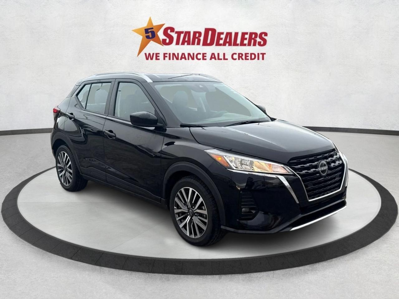 2024 Nissan Kicks FWD HEATED SEATS REMOTE START WE FINANCE ALL CREDT Photo