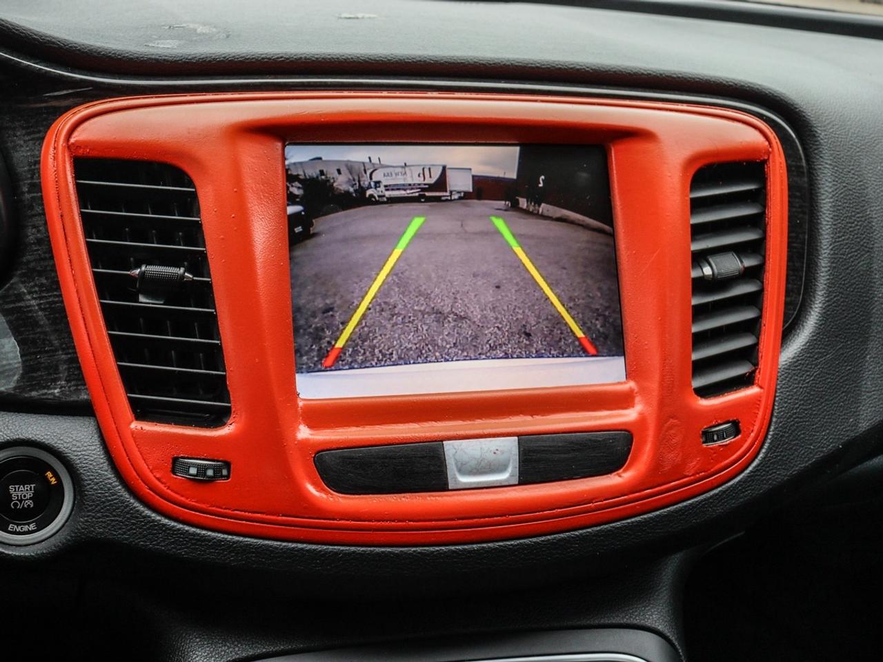 2016 Chrysler 200 Navigation, Camera, Leather, Sunroof Photo