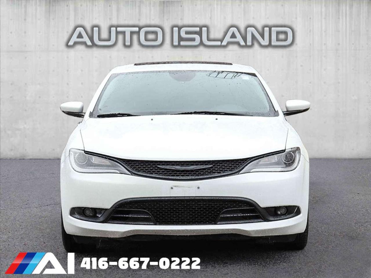2016 Chrysler 200 Navigation, Camera, Leather, Sunroof Photo5