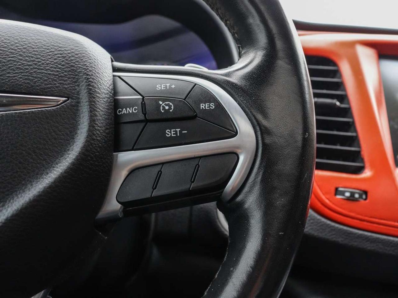 2016 Chrysler 200 Navigation, Camera, Leather, Sunroof Photo