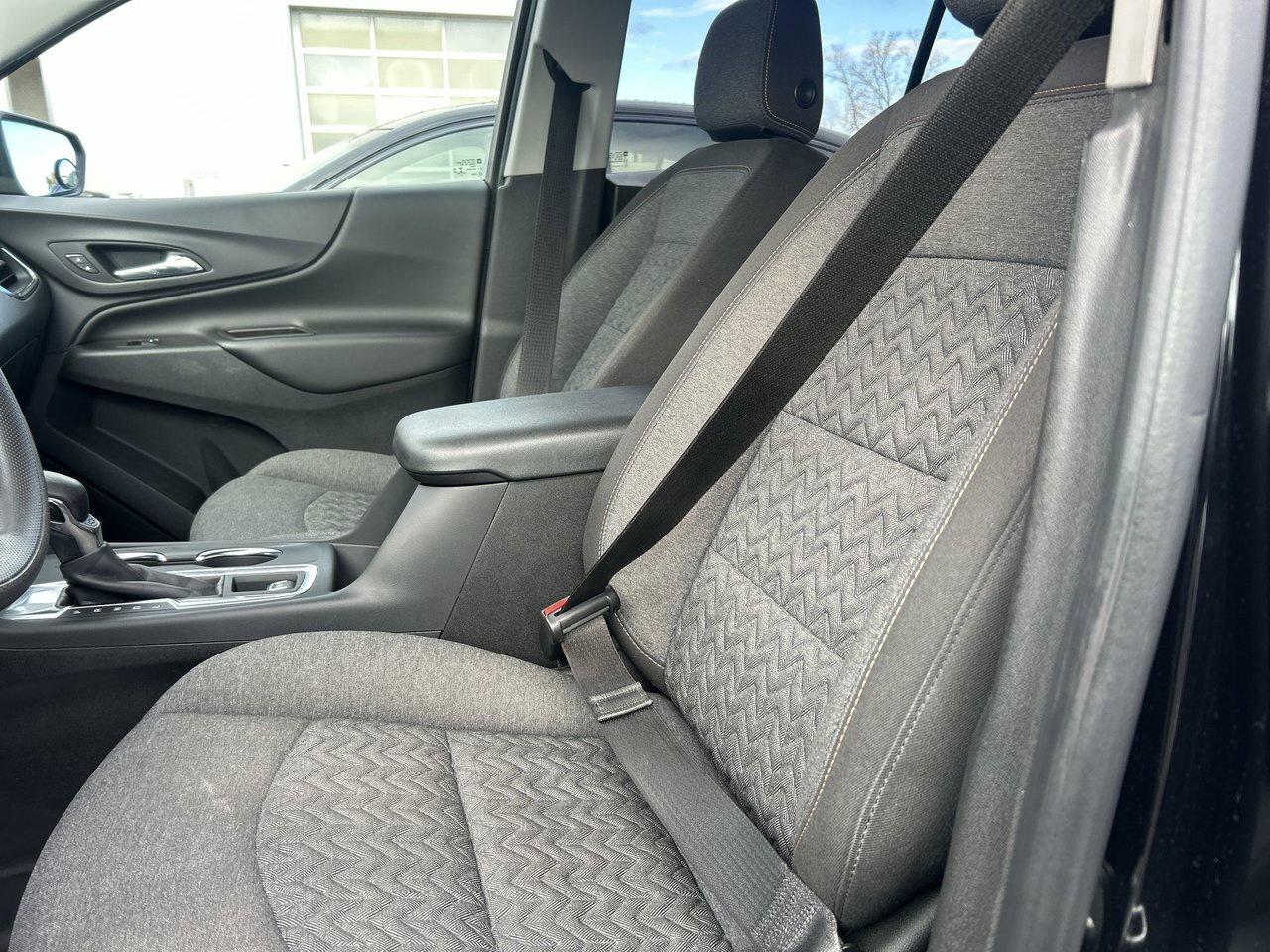 2022 Chevrolet Equinox LT Winter Tire Package Rates from 4.99% Low KM Photo