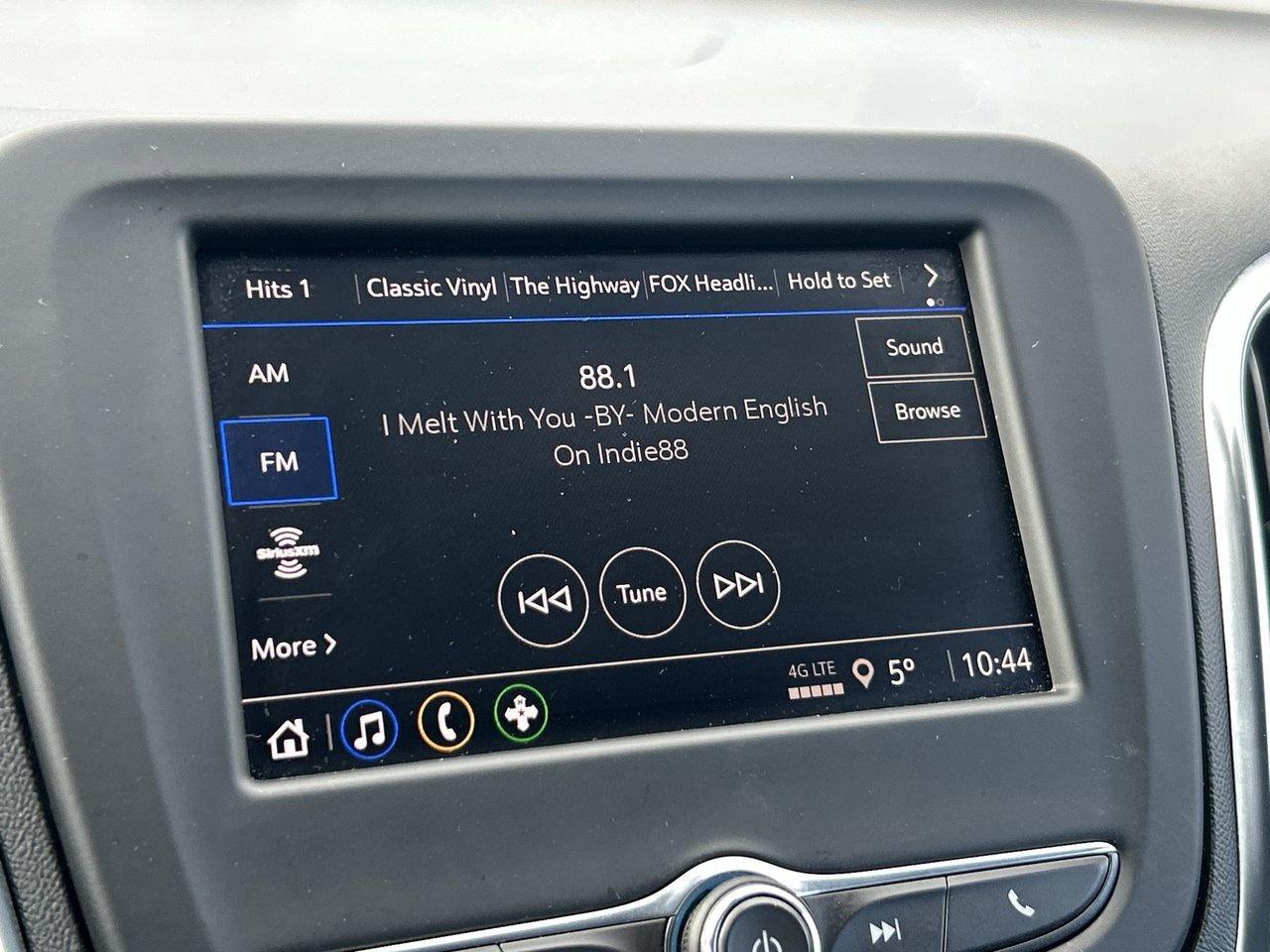 2022 Chevrolet Equinox LT Winter Tire Package Rates from 4.99% Low KM Photo