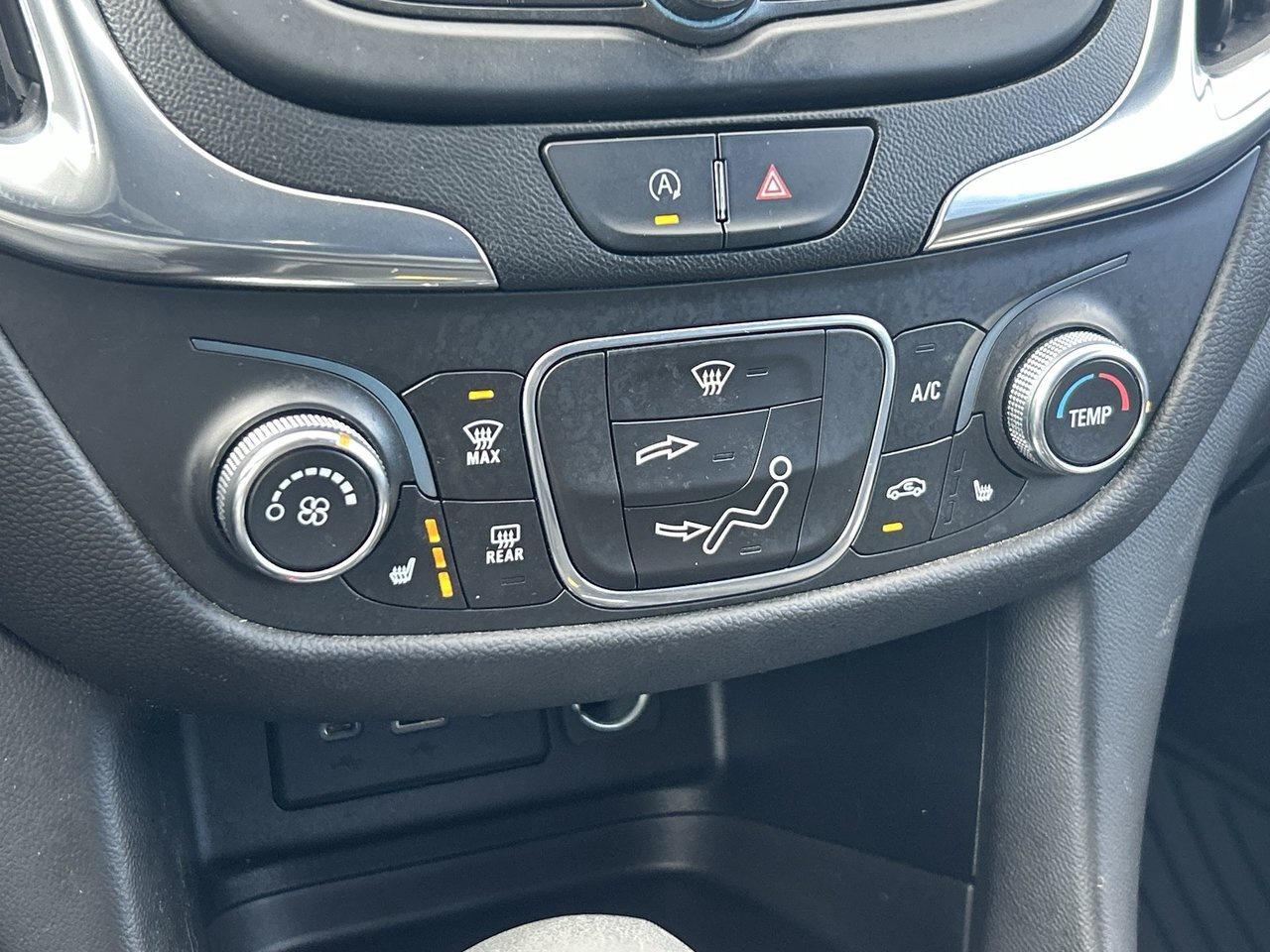 2022 Chevrolet Equinox LT Winter Tire Package Rates from 4.99% Low KM Photo