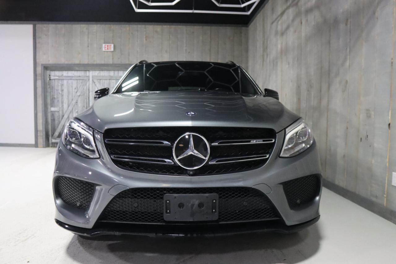 2017 Mercedes-Benz GLE-Class 43 AMG  NIGHT PACK TRAILER TOW  CARPLAY Photo3