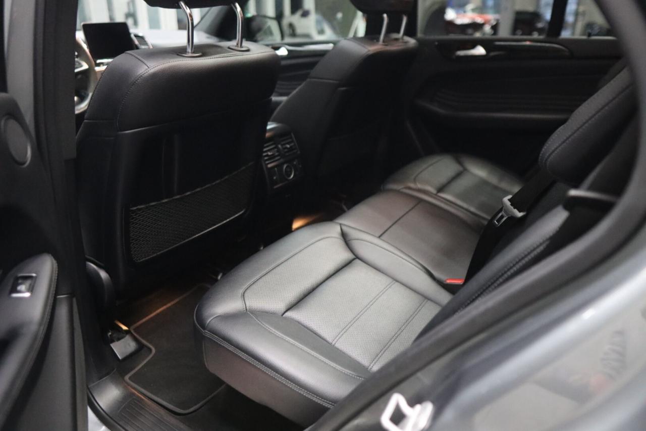 2017 Mercedes-Benz GLE-Class 43 AMG  NIGHT PACK TRAILER TOW  CARPLAY Photo