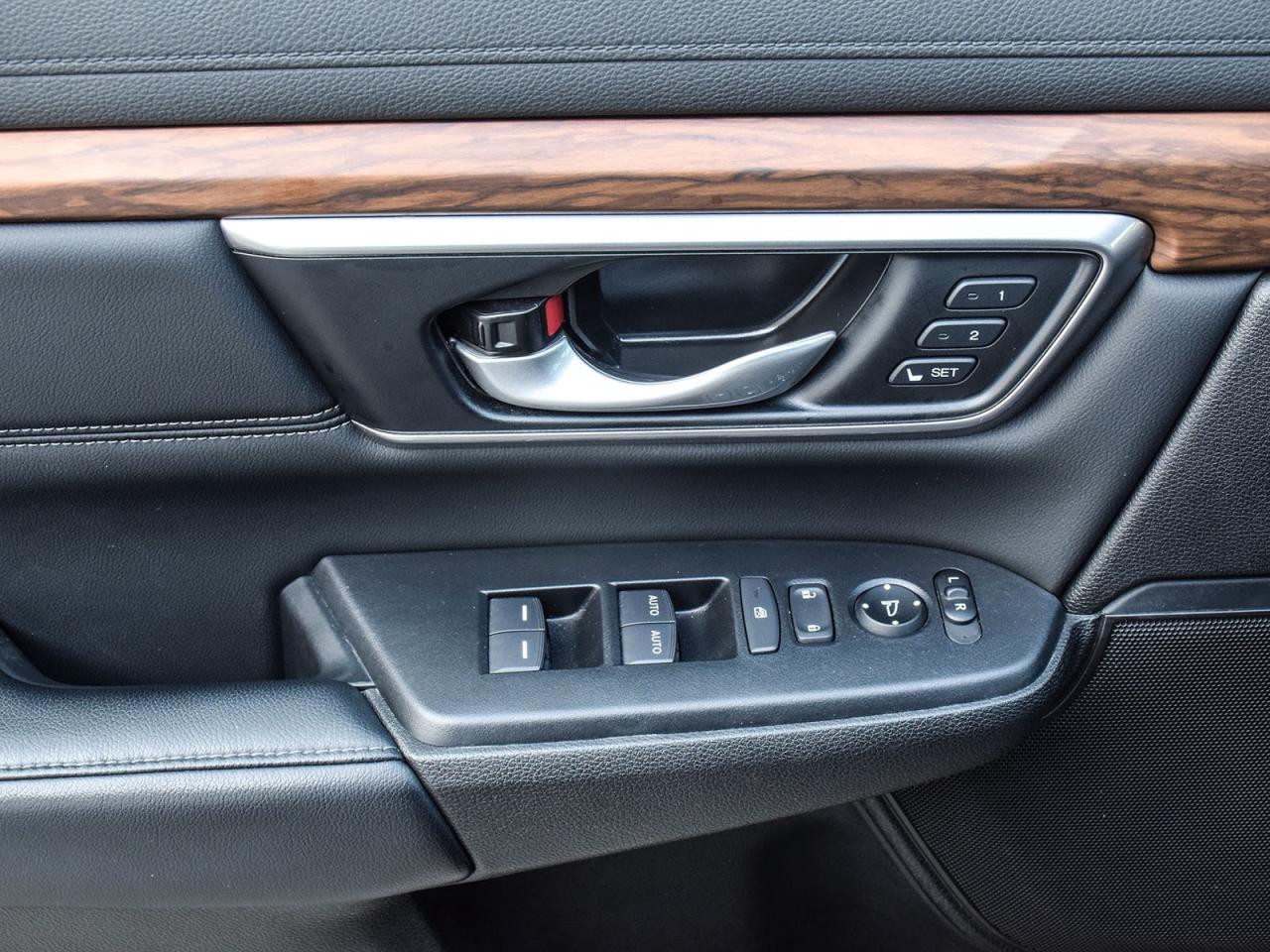 2022 Honda CR-V EX-L Photo4