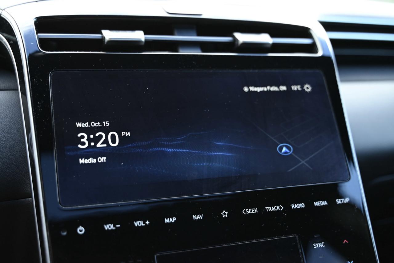 2024 Hyundai Santa Cruz 1-owner, Certified, Top of the line Photo