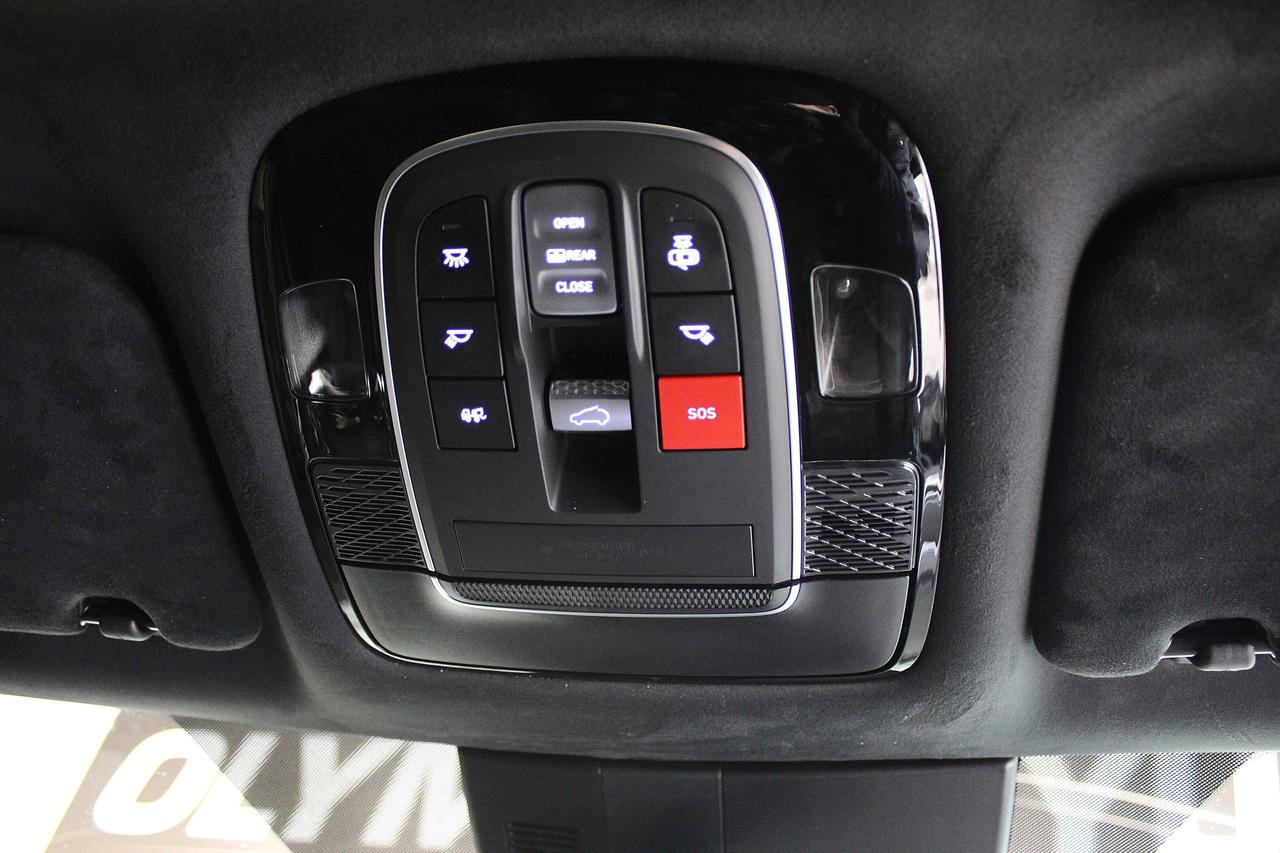 2024 Hyundai PALISADE Ultimate Calligraphy/1-owner/ 7-Passenger Photo