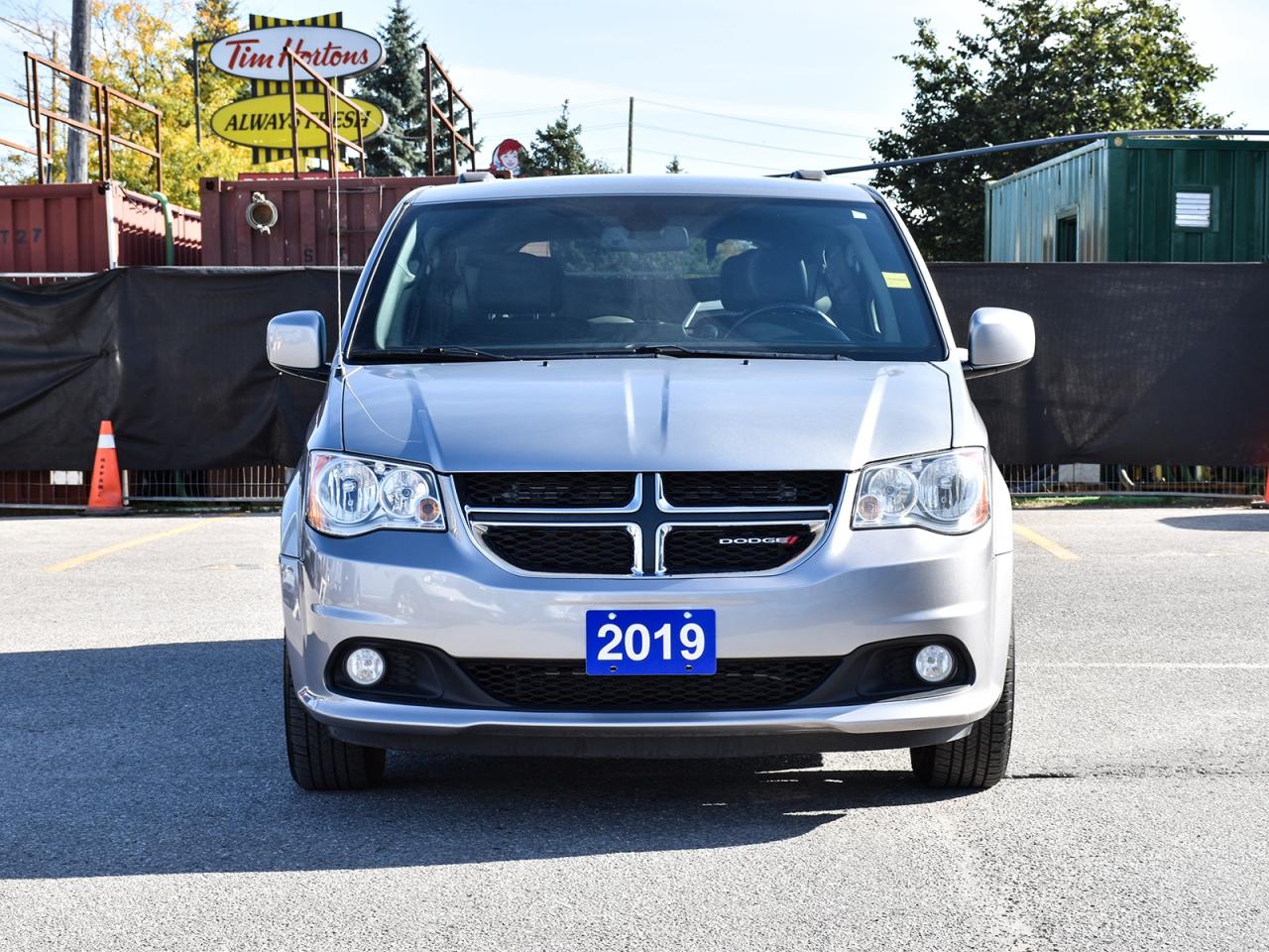 2019 Dodge Grand Caravan SXT Premium Plus ~Leather ~Nav ~Power Seats ~Cam Photo2