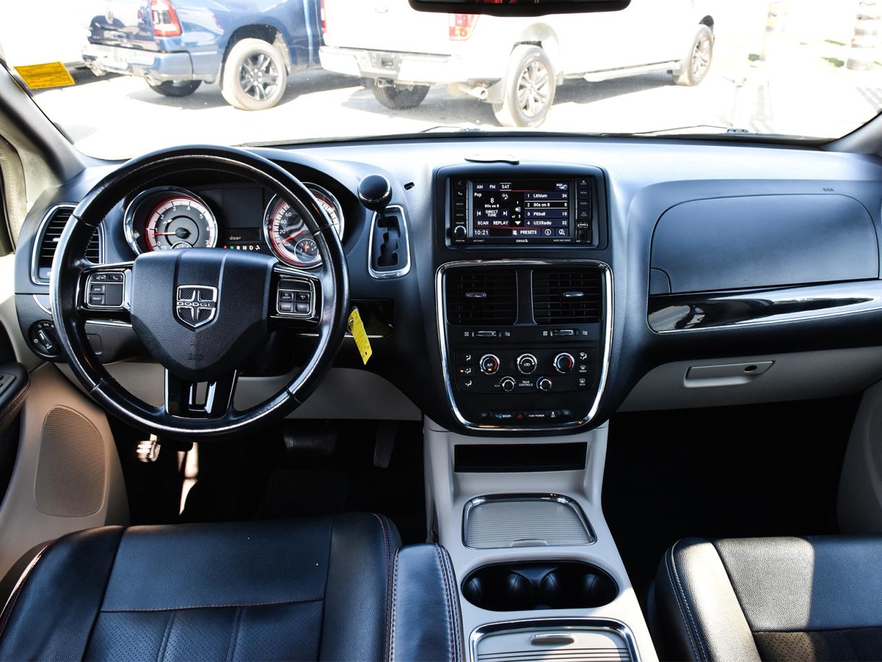 2019 Dodge Grand Caravan SXT Premium Plus ~Leather ~Nav ~Power Seats ~Cam Photo