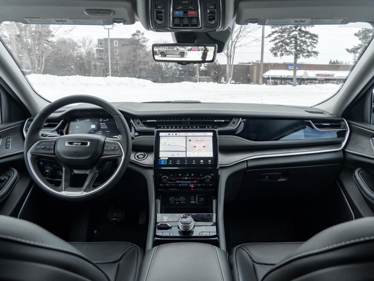 2023 Jeep Grand Cherokee 4xe 4xE--PANO ROOF--REAR SEAT VIDEO--LTHR--NAV Photo