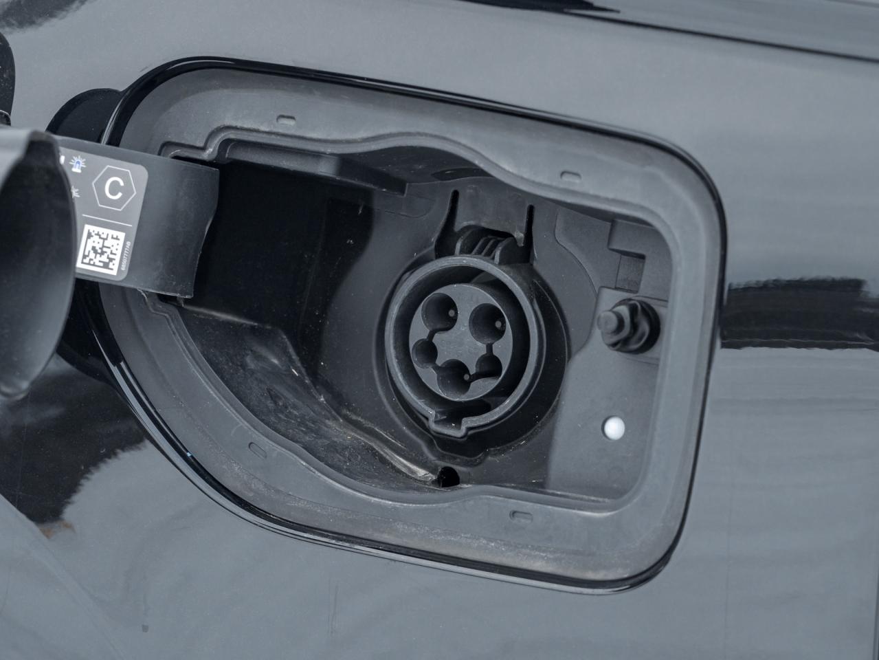 2023 Jeep Grand Cherokee 4xe 4xE--PANO ROOF--REAR SEAT VIDEO--LTHR--NAV Photo