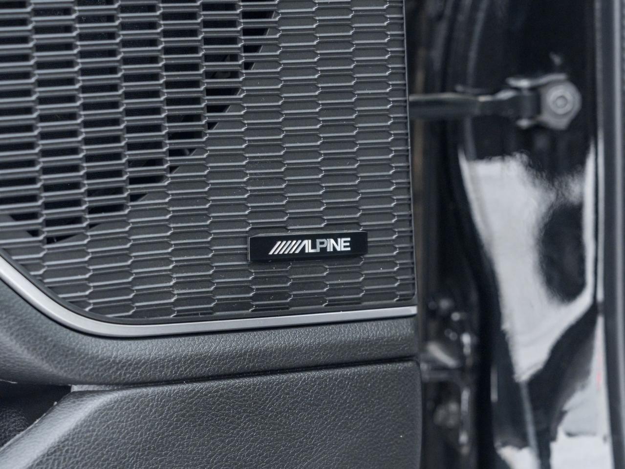 2023 Jeep Grand Cherokee 4xe 4xE--PANO ROOF--REAR SEAT VIDEO--LTHR--NAV Photo