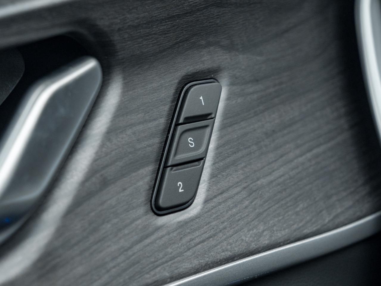 2023 Jeep Grand Cherokee 4xe 4xE--PANO ROOF--REAR SEAT VIDEO--LTHR--NAV Photo