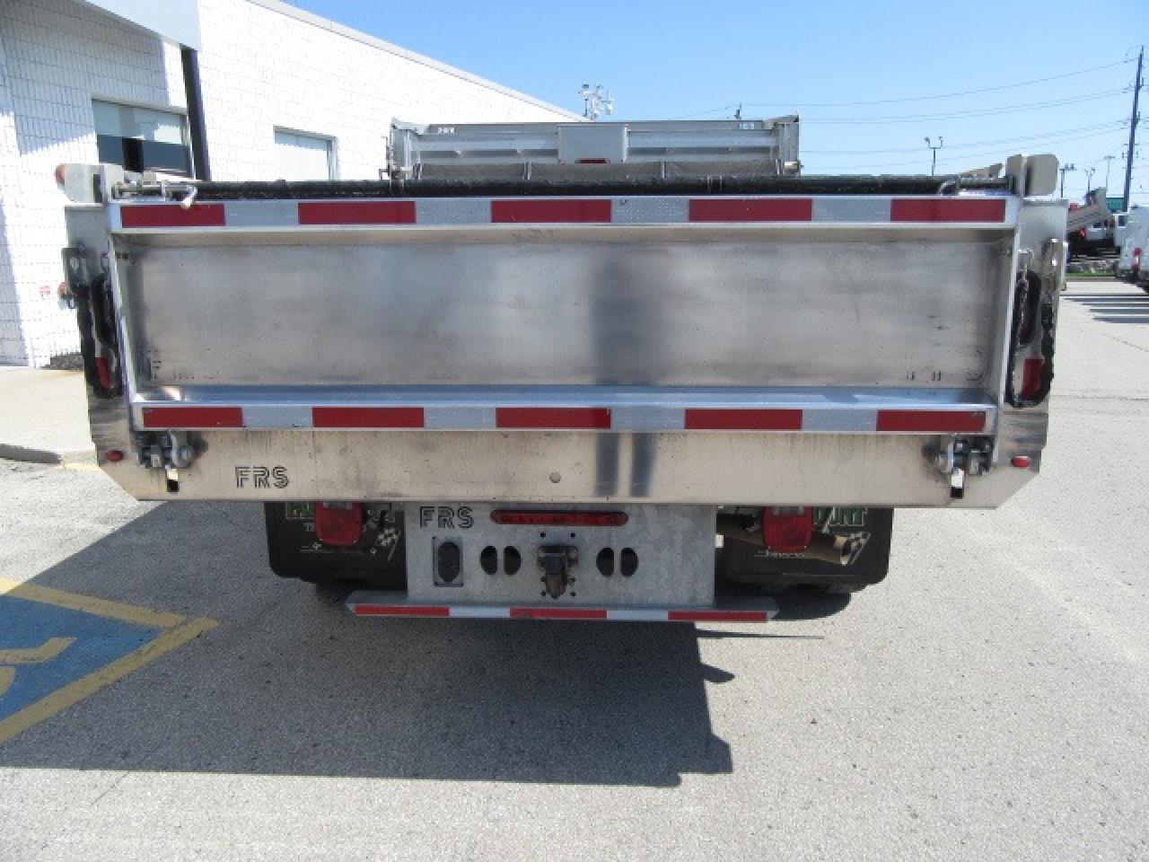 2022 Ford F-550 DIESEL REG CAB 4X4 WITH 11 FT ALUMINUM DUMP BOX Photo3