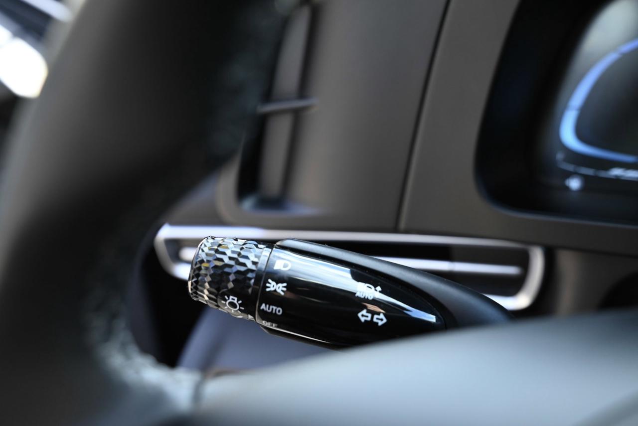 2024 Hyundai Elantra CPO Rates starting from 3.99%oac/Back-up Camera Photo