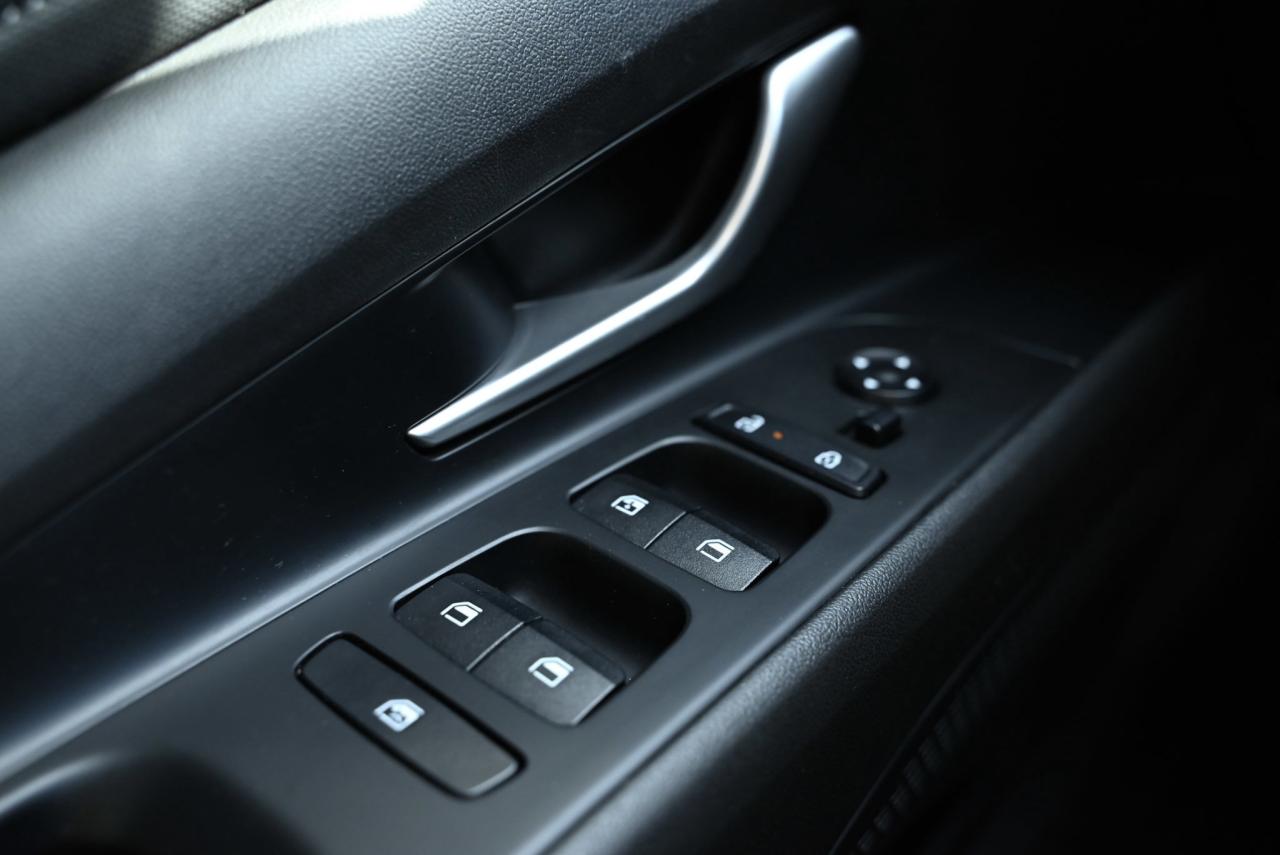 2024 Hyundai Elantra CPO Rates starting from 3.99%oac/Back-up Camera Photo