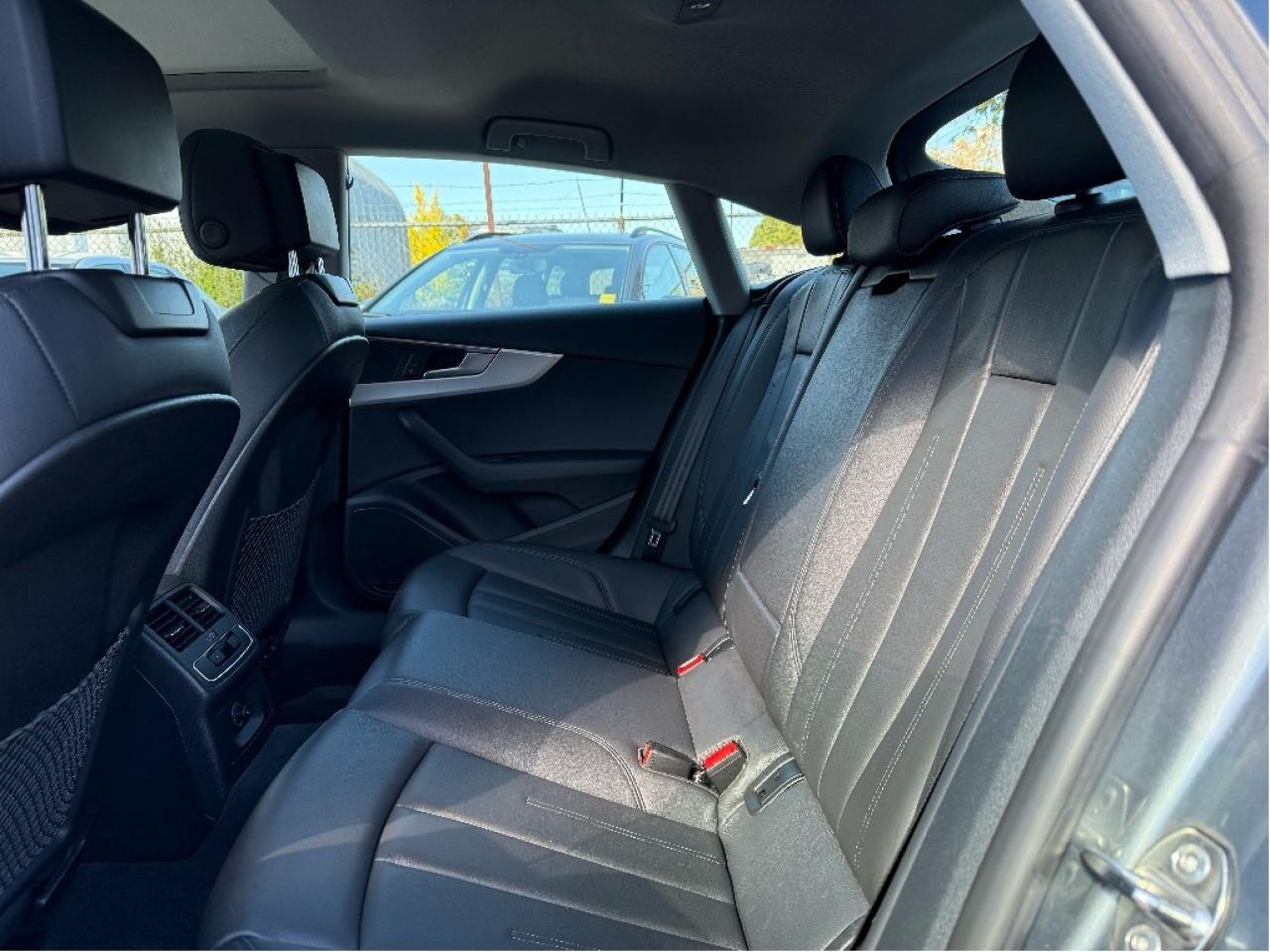 2019 Audi A5 Sportback Quattro AWD Only 29,492km! CleanCarfax FullyLoaded Photo4