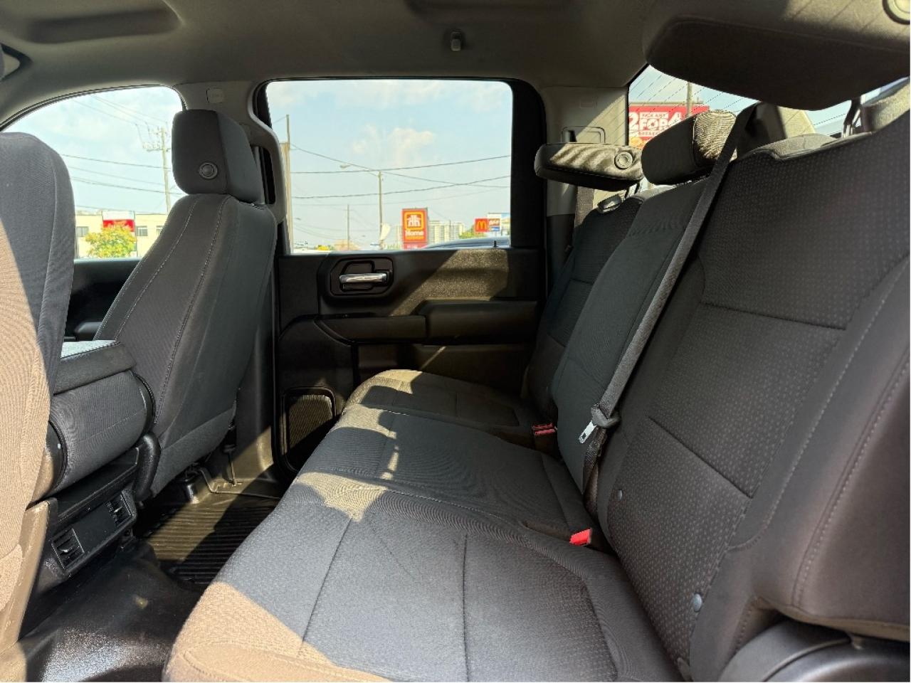 2022 Chevrolet SILVERADO 2500HD 4WD Crew Cab Clean Carfax Certified Photo4