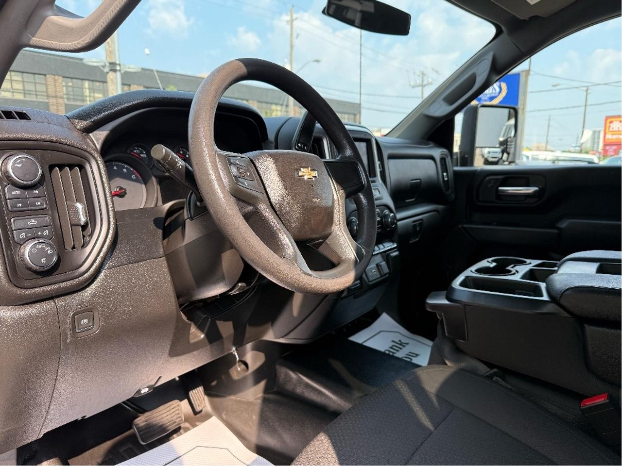 2022 Chevrolet SILVERADO 2500HD 4WD Crew Cab Clean Carfax Certified Photo