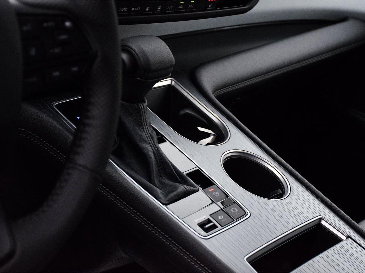 2025 Toyota Sienna LE Finance Discount $1500 Applied Photo