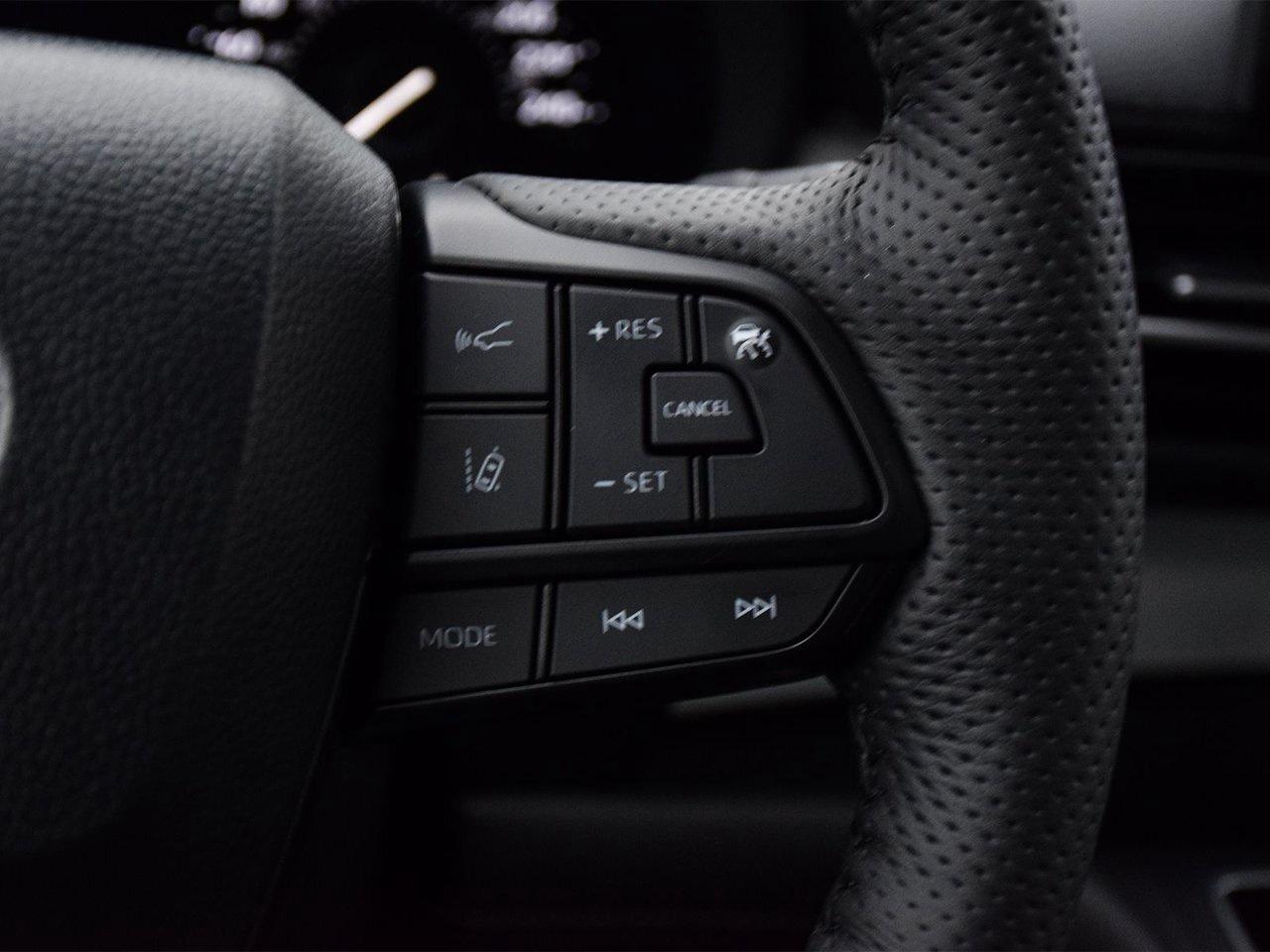 2025 Toyota Sienna LE Finance Discount $1500 Applied Photo