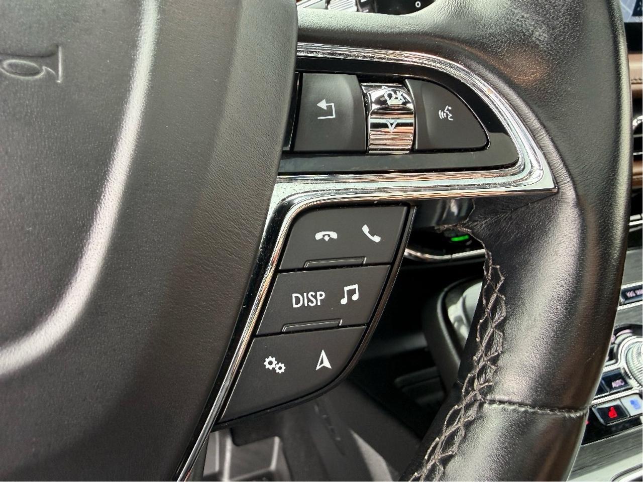 2022 Lincoln Nautilus ReserveAWD CleanCarfax Certified FullyLoaded LowKM Photo