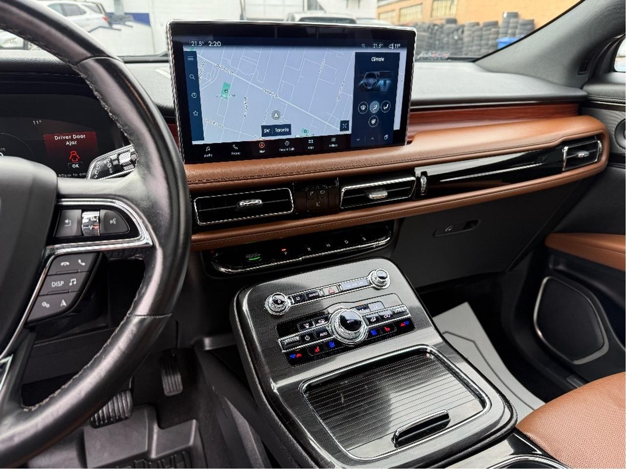 2022 Lincoln Nautilus ReserveAWD CleanCarfax Certified FullyLoaded LowKM Photo